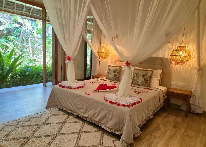 Zanzi Resort Private Paradise